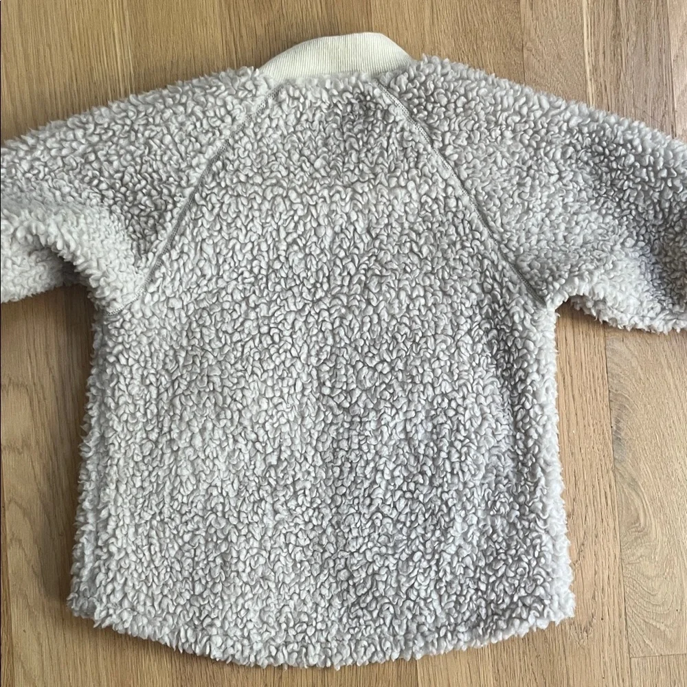 Patagonia Off-White Sherpa Fleece Jacket - Picture 7 of 7